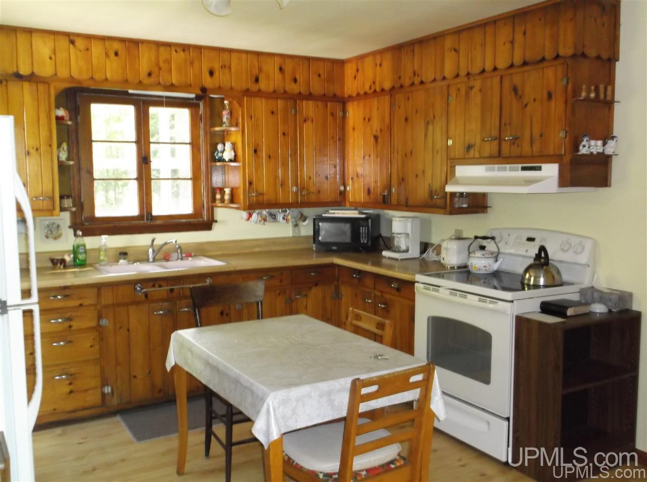 181 Wierschke Road Crystal Falls, MI 49920 - Photo 2 of 17 Gallery Image 2