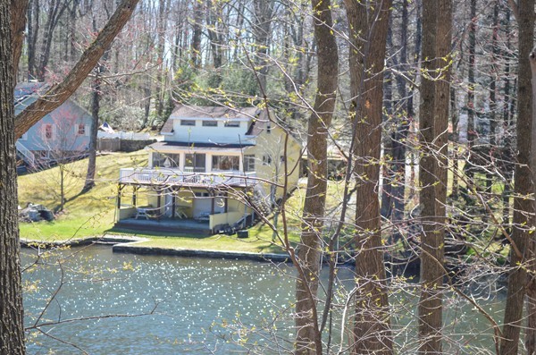 11.5 Marsh Road Sutton, MA 01590 - Photo 2 of 17 Gallery Image 2