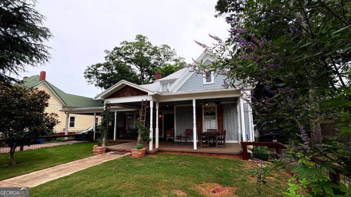 79 Georgia Avenue Commerce, GA 30529 - Photo 2 of 33