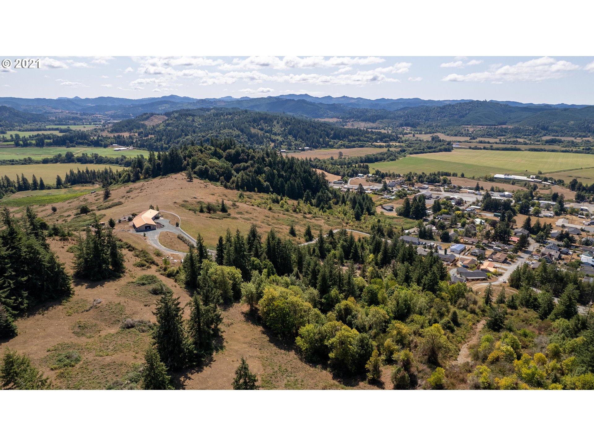 2375 King Lane Myrtle Point, OR 97458 - Photo 11 of 22 Gallery Image 11