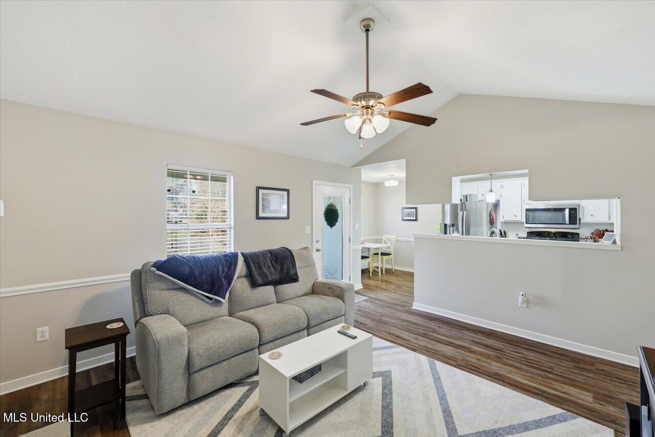 129 Shadow Hill Drive Madison, MS 39110 - Photo 7 of 29 07-129 Shadow Hill Dr _ Home Tours MS