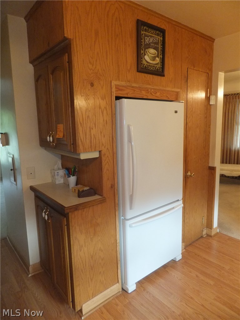 5758 Hauserman Road Parma, OH 44130 - Photo 7 of 34