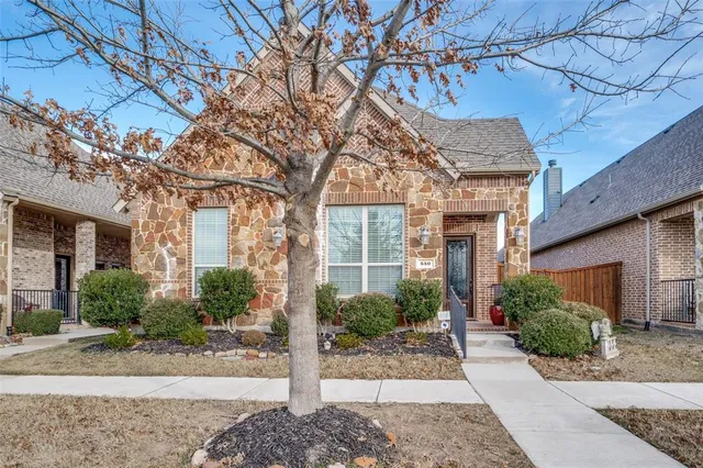 $2,575 | 540 Enfield Drive, Frisco, TX 75036