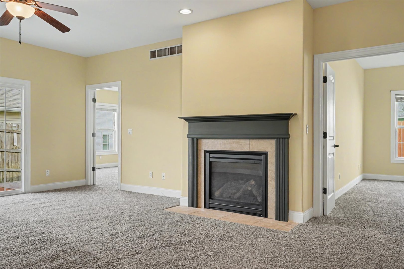 1505 Stonebluff Court Champaign, IL 61822 - Photo 10 of 33
