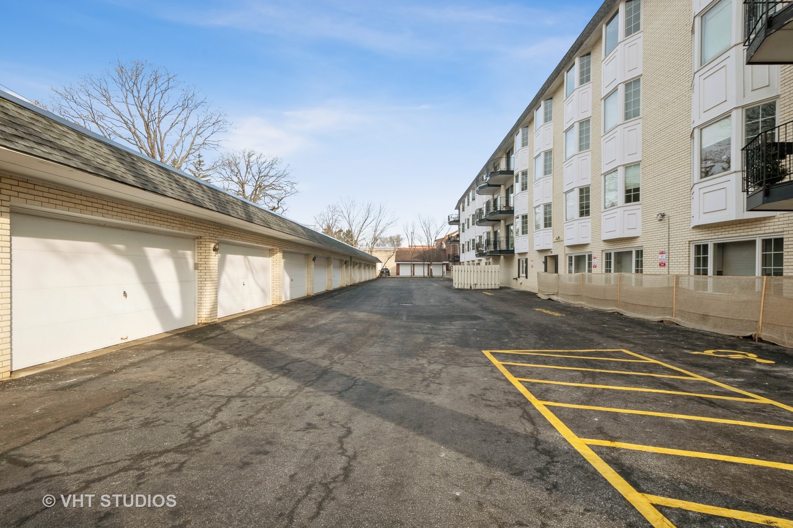 701 Ridge Road, Unit 4DS Wilmette, IL 60091 - Photo 10 of 11 Gallery Image 10