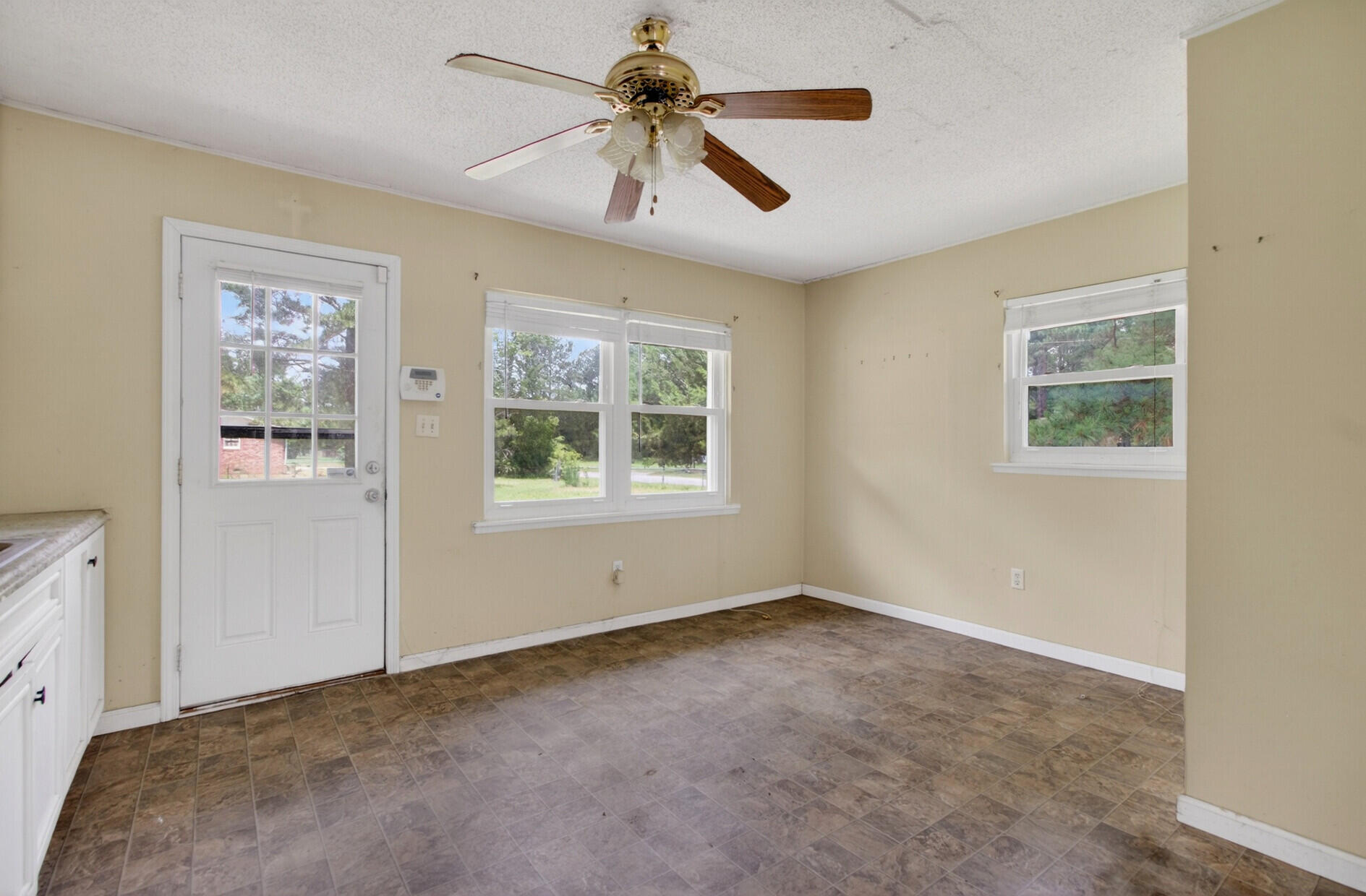 102 Montegue Street Santee, SC 29142 - Photo 18 of 35 33_33_mls