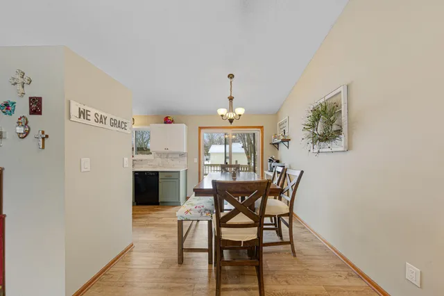 $327,500 | 225 19th Street Northeast, Owatonna, MN 55060