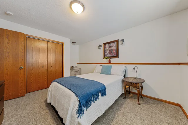 $327,500 | 225 19th Street Northeast, Owatonna, MN 55060