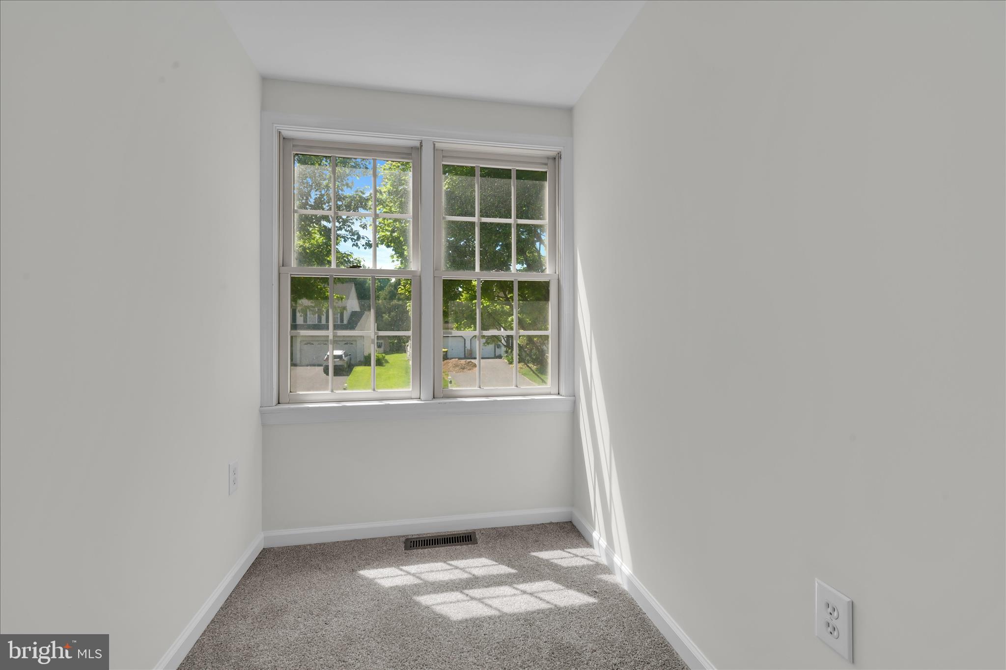 115 Saybrooke Drive Lititz, PA 17543 - Photo 27 of 46 Primary Bedroom Suite