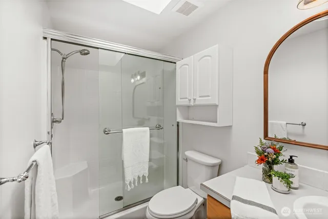 $780,000 | 1099 Makah Place, Fox Island, WA 98333