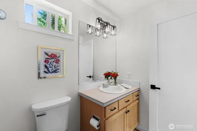 $780,000 | 1099 Makah Place, Fox Island, WA 98333