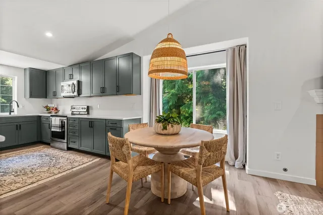 $780,000 | 1099 Makah Place, Fox Island, WA 98333