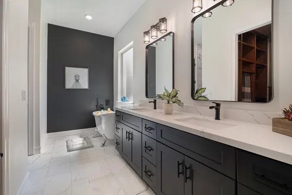 a view of a house with a small yard