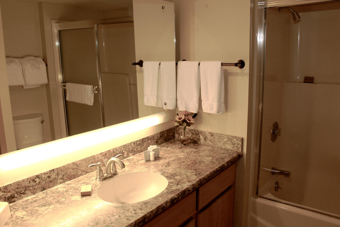 57395-40c2 Beaver Ridge Loop Sunriver, OR 97707 - Photo 9 of 18 12-Gbath-R40