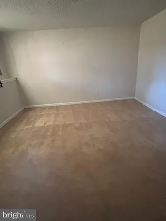 $3,000 | 3719 Roxbury Lane, Alexandria, VA 22309