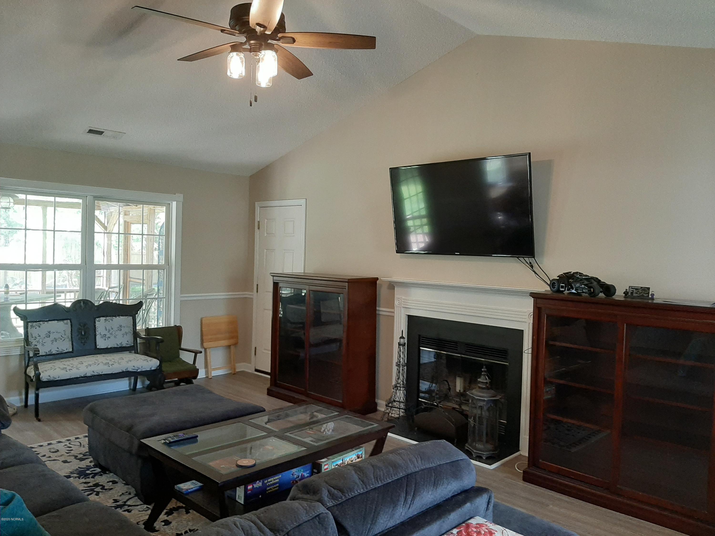 7112 Murrayville Road Wilmington, NC 28411 - Photo 5 of 14 005