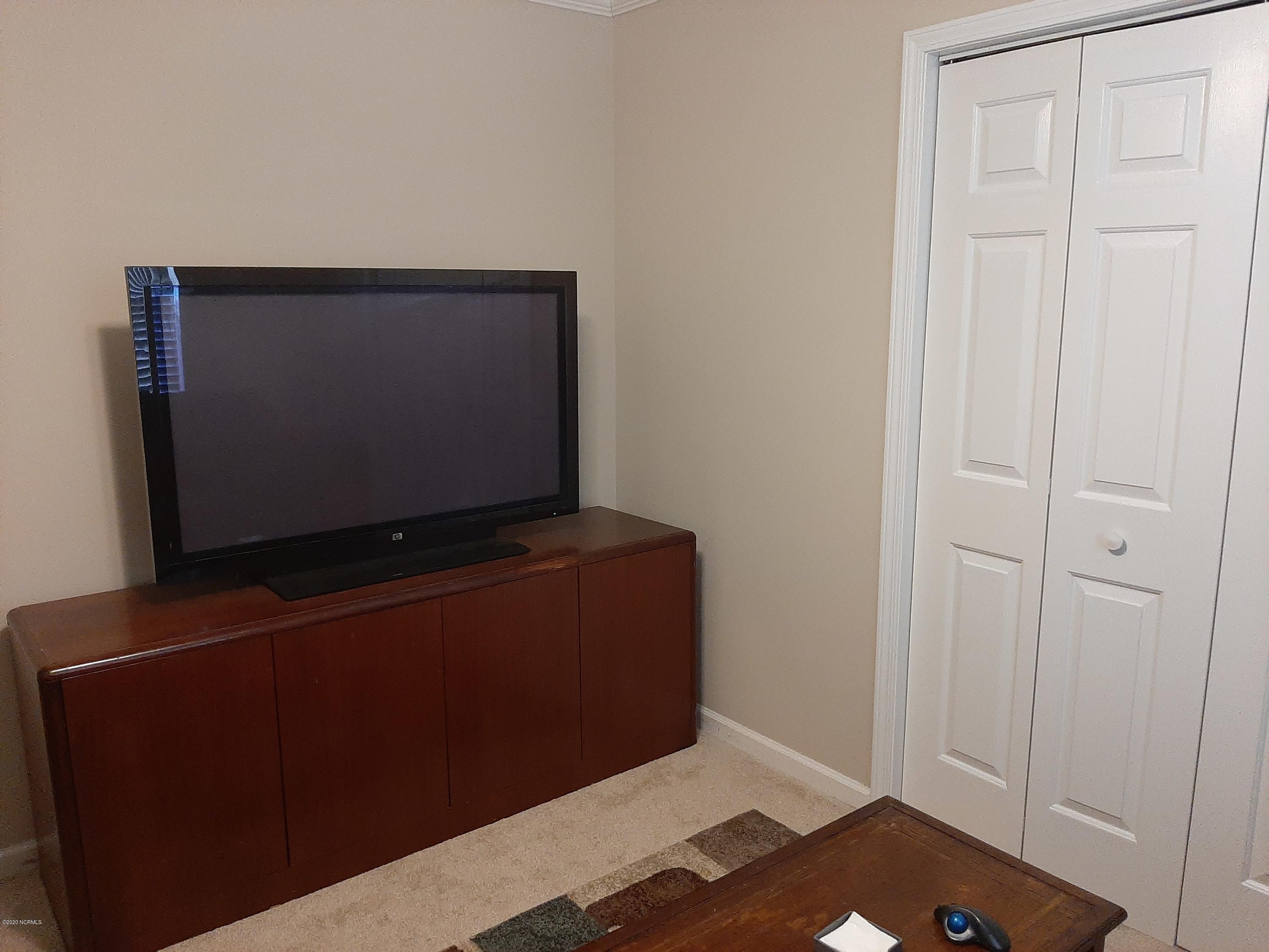7112 Murrayville Road Wilmington, NC 28411 - Photo 9 of 14 009