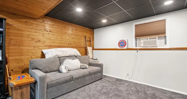 $235,000 | 6558 Royal Parkway South, Lockport Town, NY 14094