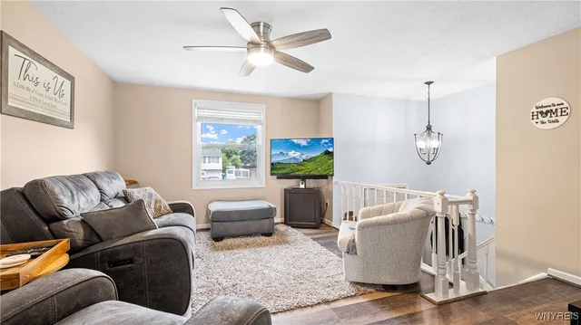 $235,000 | 6558 Royal Parkway South, Lockport Town, NY 14094