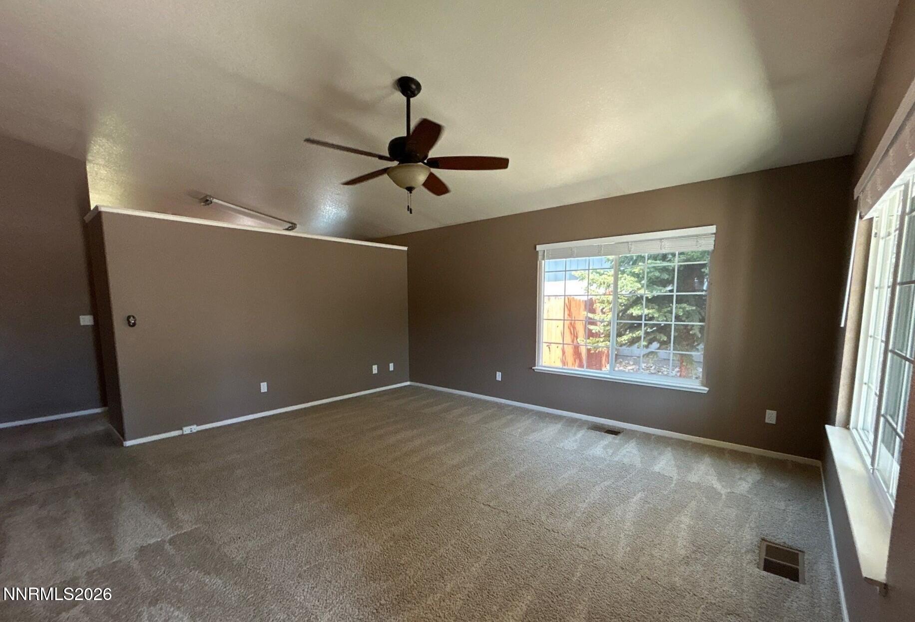 17481 Crystal Canyon Boulevard Reno, NV 89508 - Photo 3 of 15 8-May 09 2025 01_40pm-FFMt
