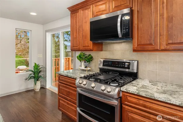 $874,950 | 19921 10th Drive Southeast, Bothell, WA 98012