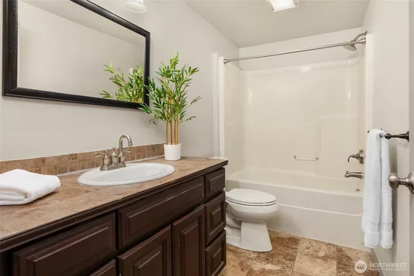 $874,950 | 19921 10th Drive Southeast, Bothell, WA 98012