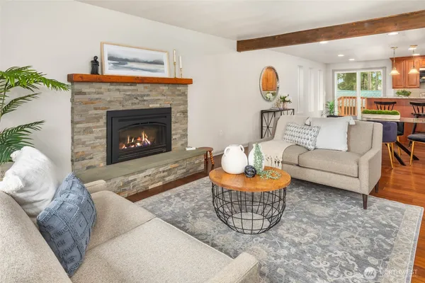 $874,950 | 19921 10th Drive Southeast, Bothell, WA 98012