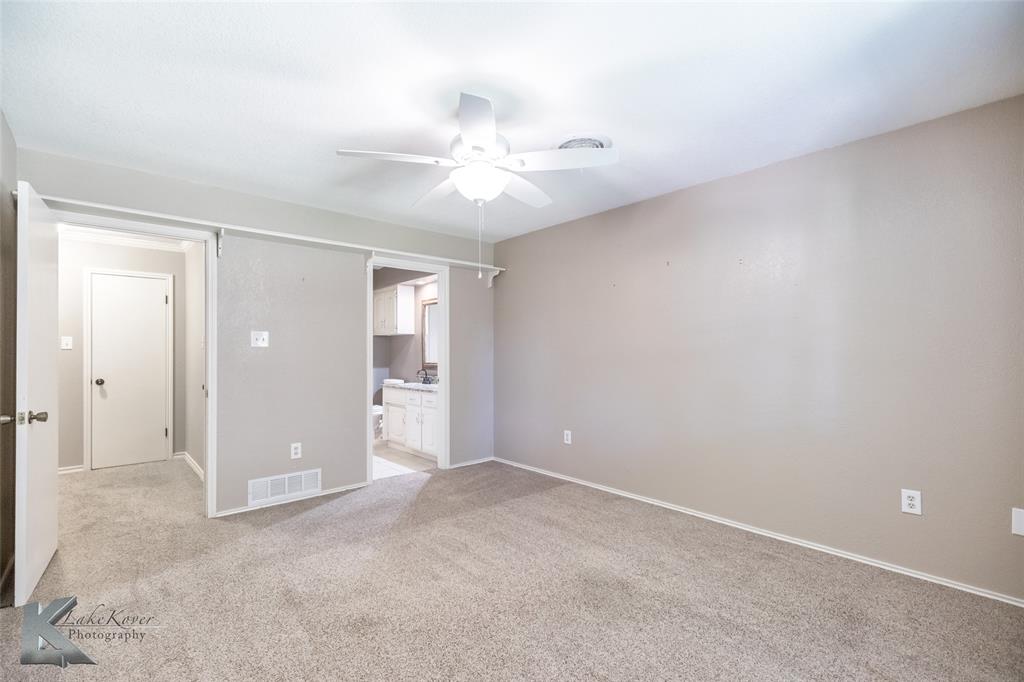 42 Riviera Circle Abilene, TX 79606 - Photo 19 of 39 wooden floor in an empty room