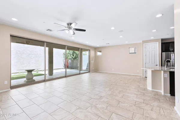 $3,350 | 4634 East Tierra Buena Lane, Phoenix, AZ 85032