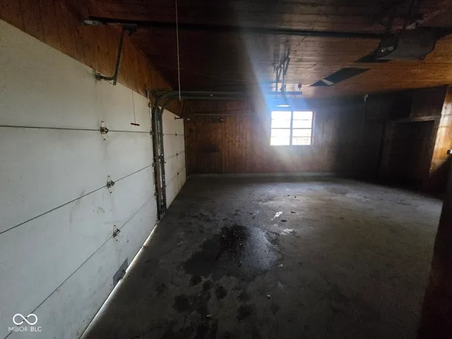 $110,000 | 700 East Mary Lane, Terre Haute, IN 47802