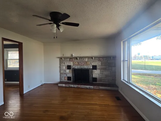 $110,000 | 700 East Mary Lane, Terre Haute, IN 47802