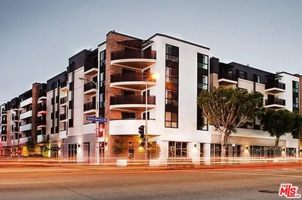 $4,850 | 1518 Federal, Unit 408, Los Angeles, CA 90025