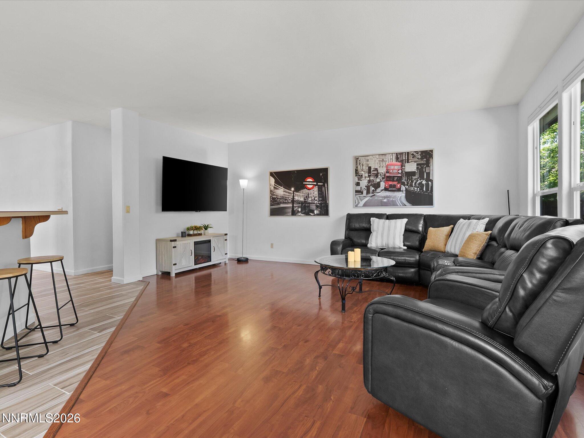3101 Green River Drive Reno, NV 89503 - Photo 17 of 62 a living room with furniture and a flat screen tv
