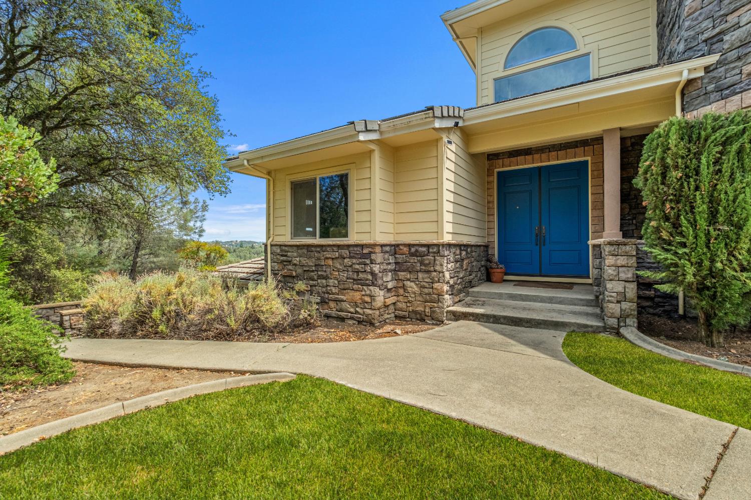 2211 Terrace View Court Cool, CA 95614 - Photo 15 of 99