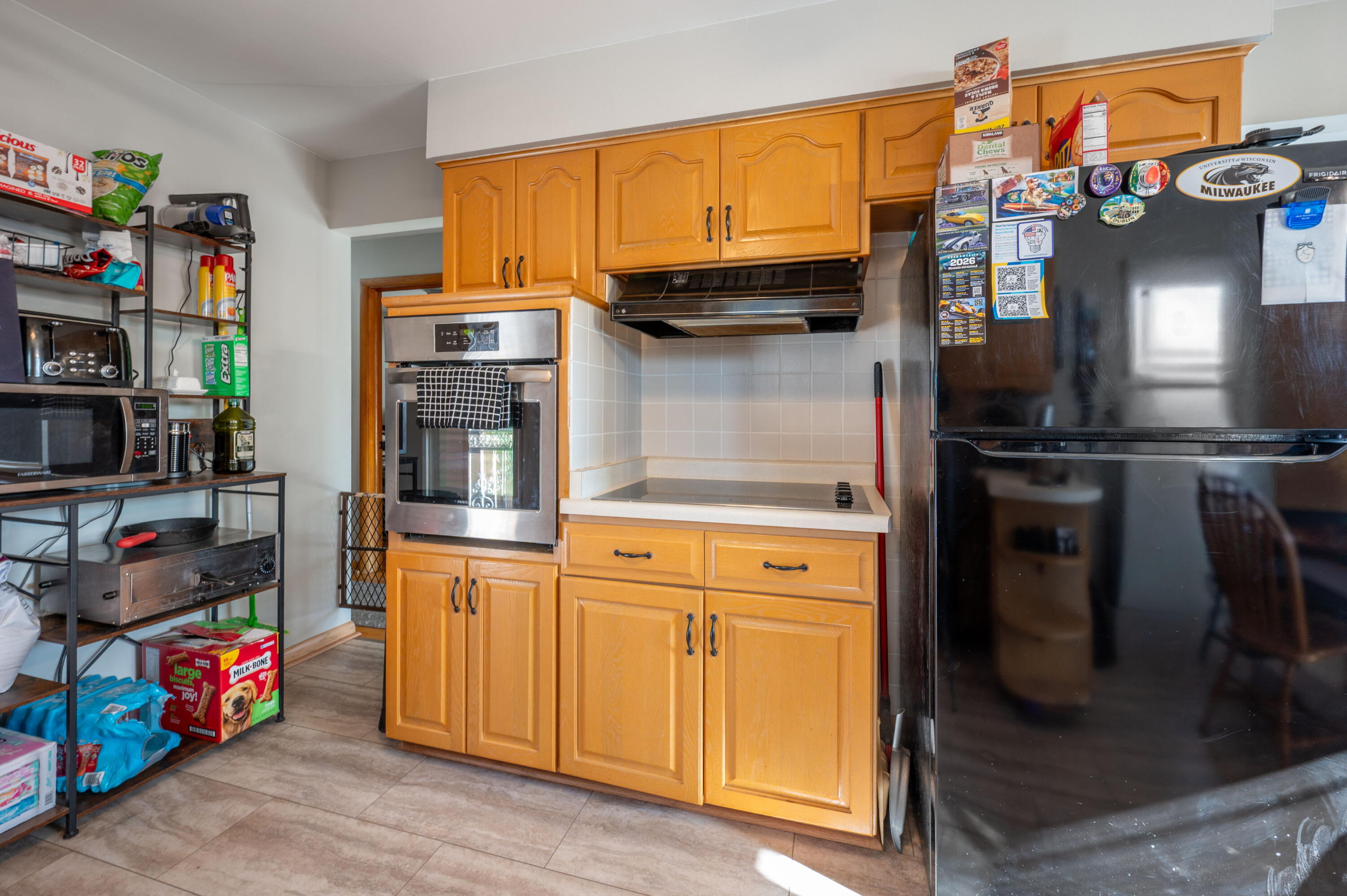 2571 South 68th Street Milwaukee, WI 53219 - Photo 9 of 32 Kitchen w Fridge