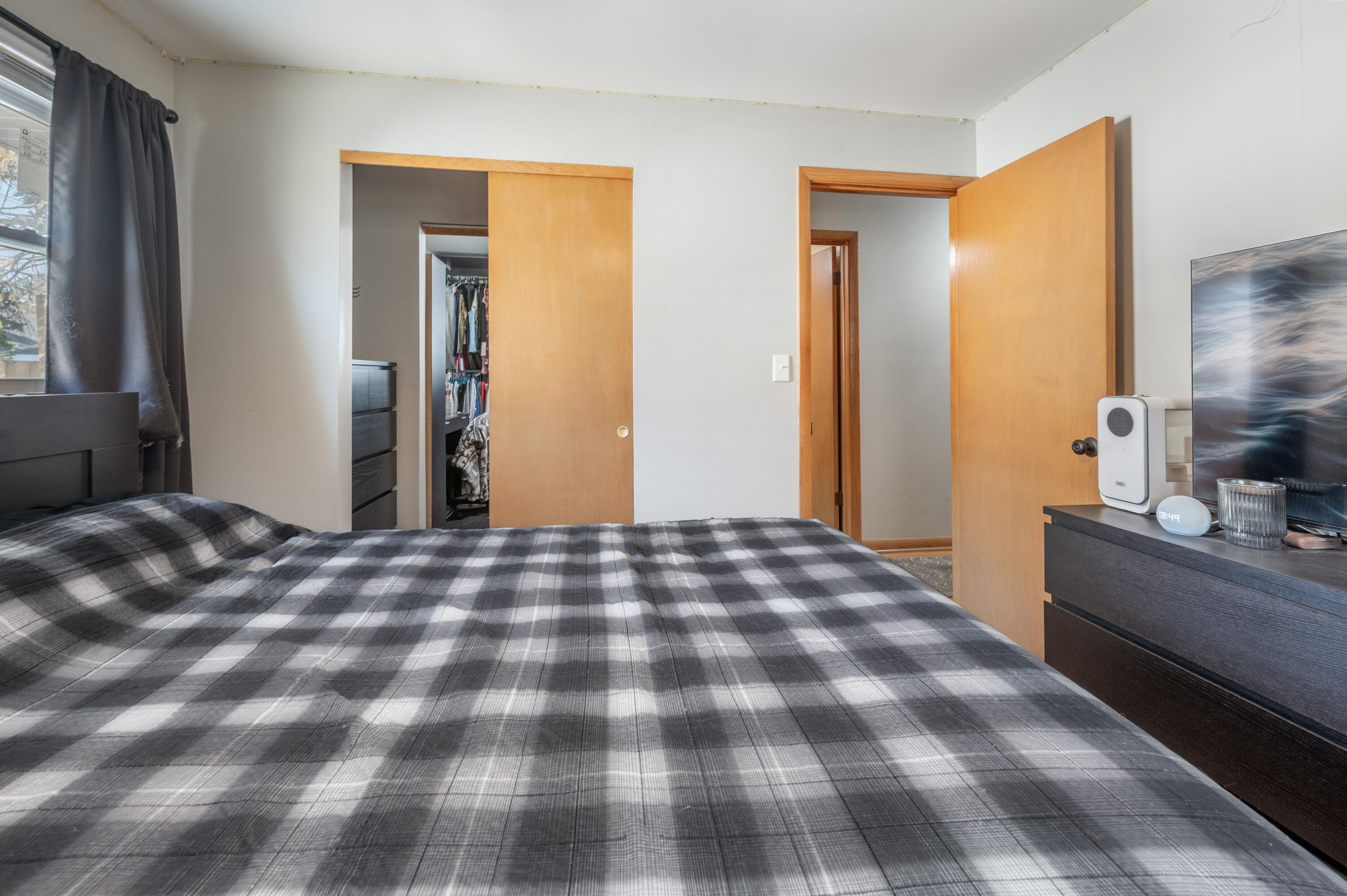 2571 South 68th Street Milwaukee, WI 53219 - Photo 15 of 32 Primary w walk thru Closet to 2nd BR