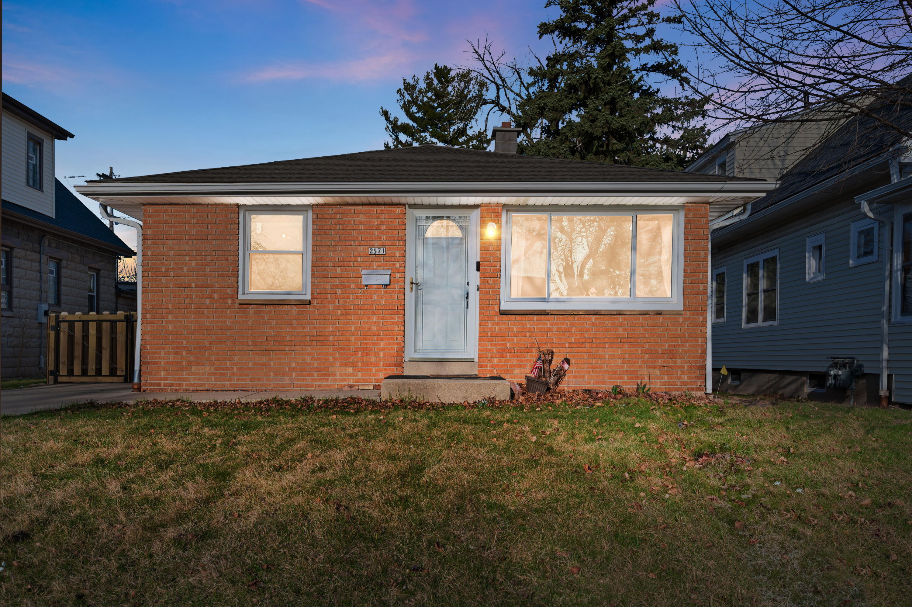 2571 South 68th Street Milwaukee, WI 53219 - Photo 29 of 32 Twilight