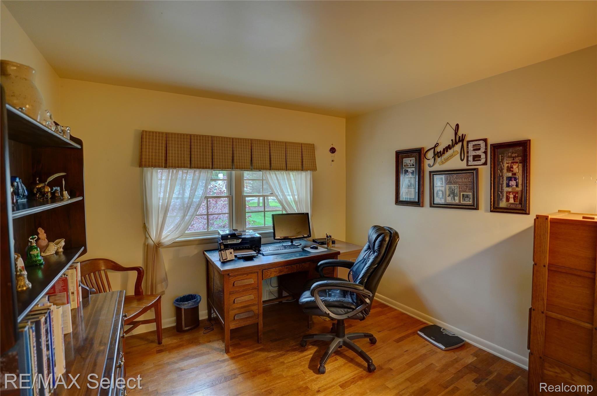 2120 Elms Road Swartz Creek, MI 48473 - Photo 32 of 49 2120 S Elms Rd 35.jpg