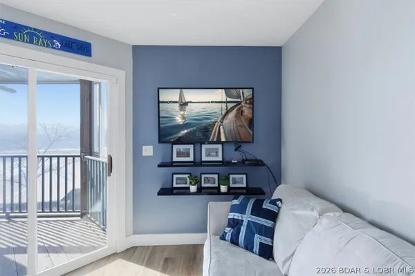 $199,900 | 575 Park Pl Drive, Unit 2B, Kaiser, MO 65047