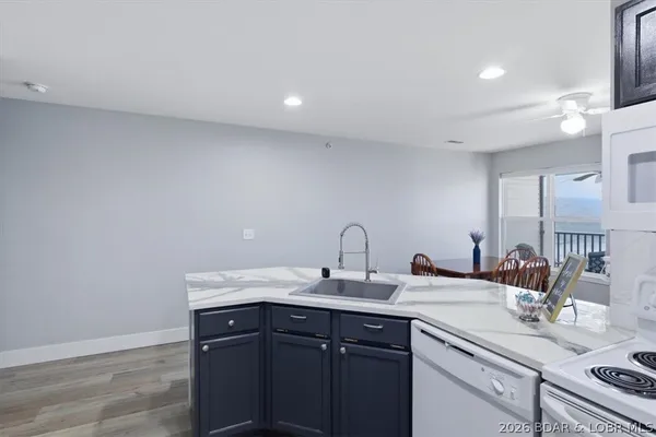 $199,900 | 575 Park Pl Drive, Unit 2B, Kaiser, MO 65047