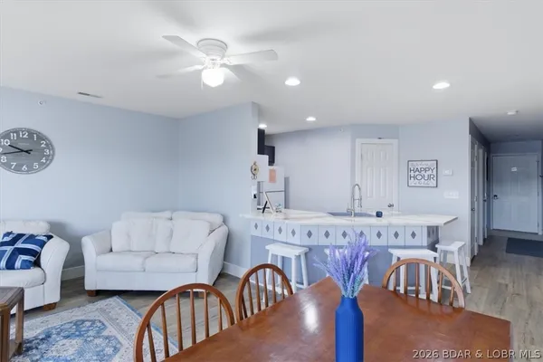 $199,900 | 575 Park Pl Drive, Unit 2B, Kaiser, MO 65047