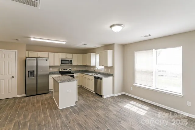 $1,885 | 1475 Eschol Lane Northwest, Concord, NC 28027