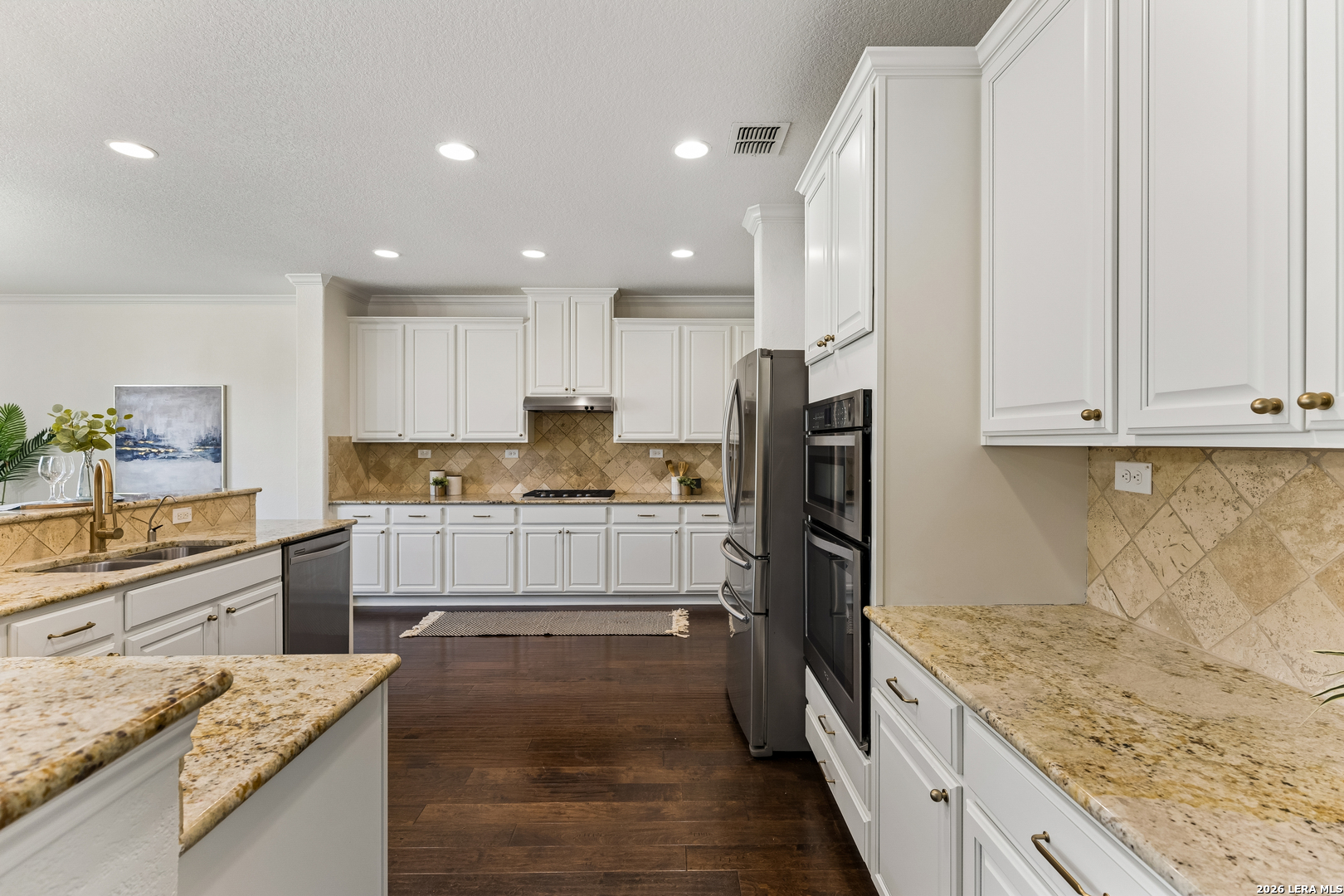 109 Rattlesnake Bluff Boerne, TX 78006 - Photo 11 of 44
