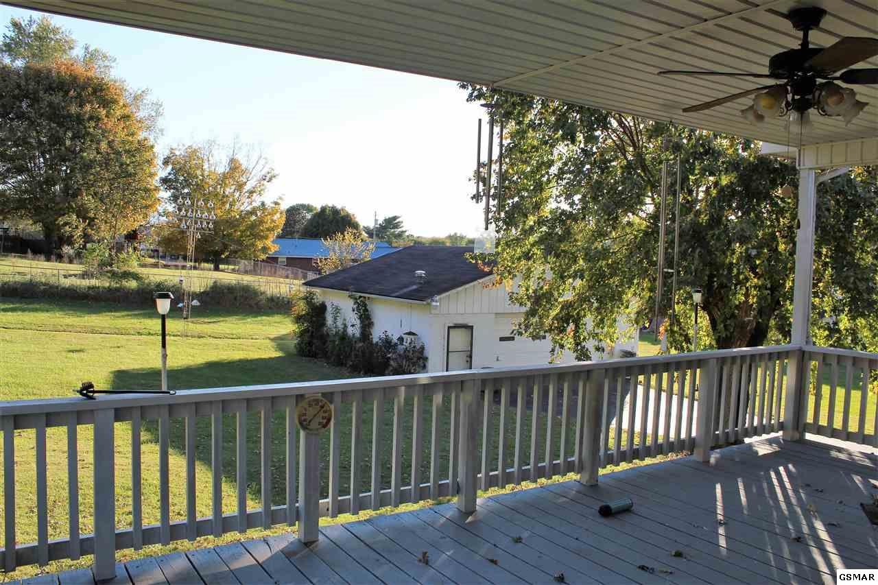 899 Overholt Road Newport, TN 37821 - Photo 4 of 29 Gallery Image 4