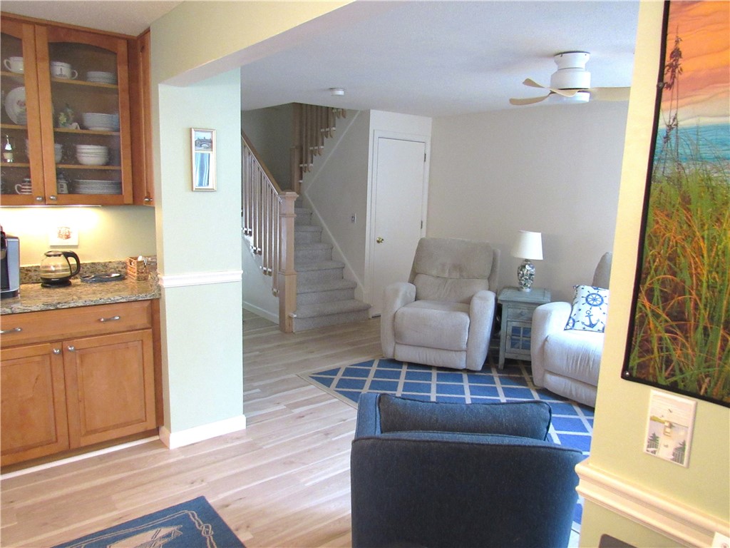 335 South Pier Road, Unit 4D Narragansett, RI 02882 - Photo 10 of 26 Gallery Image 10