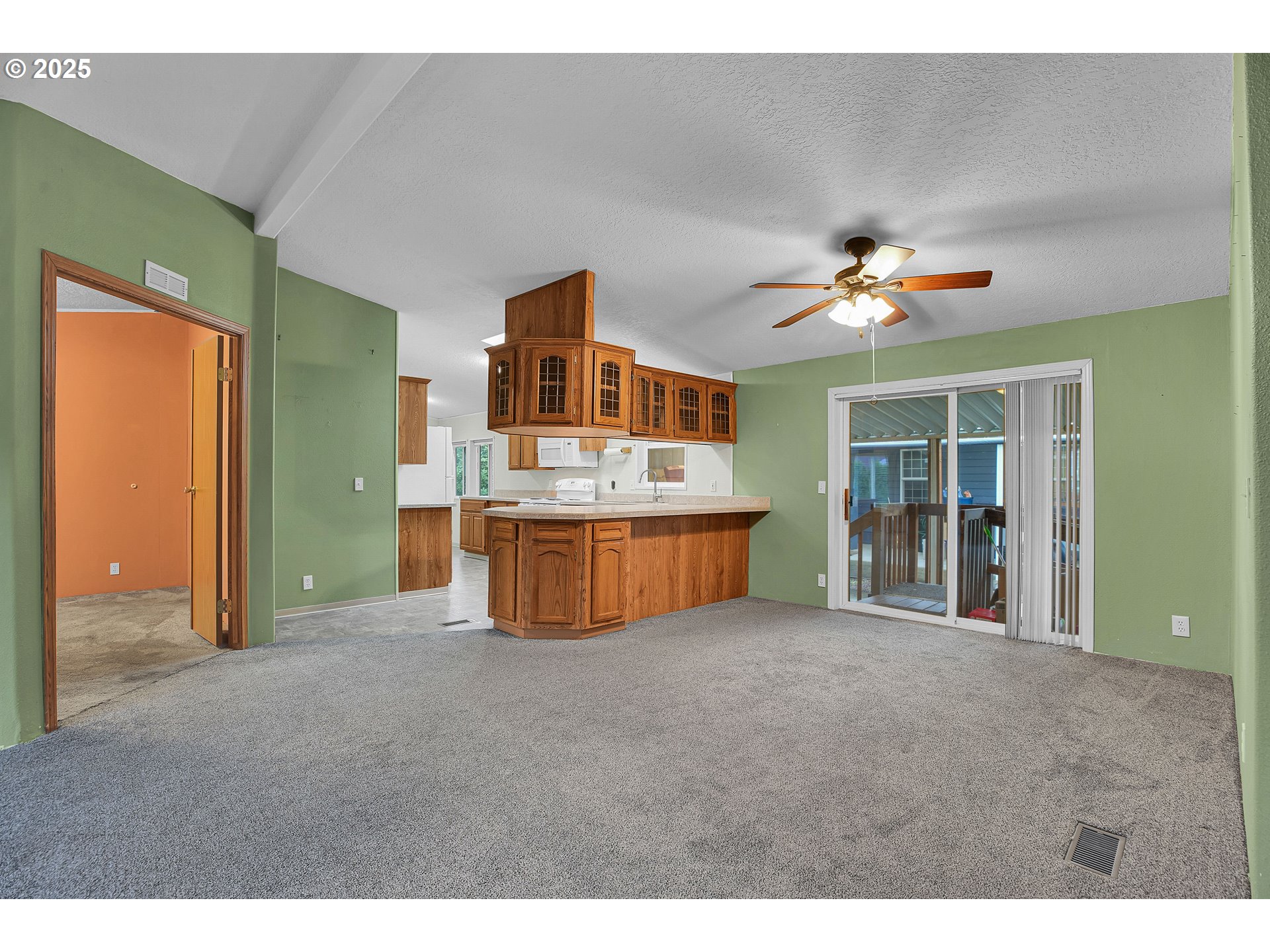51459 Westlake Drive, Unit 102 Scappoose, OR 97056 - Photo 18 of 40 a view of an empty room with a bathroom