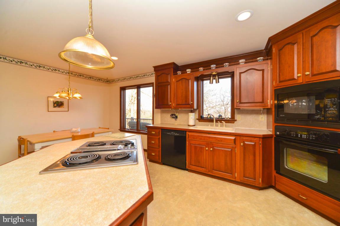 2600 Pennwood Road Lancaster, PA 17601 - Photo 12 of 36 Gallery Image 12