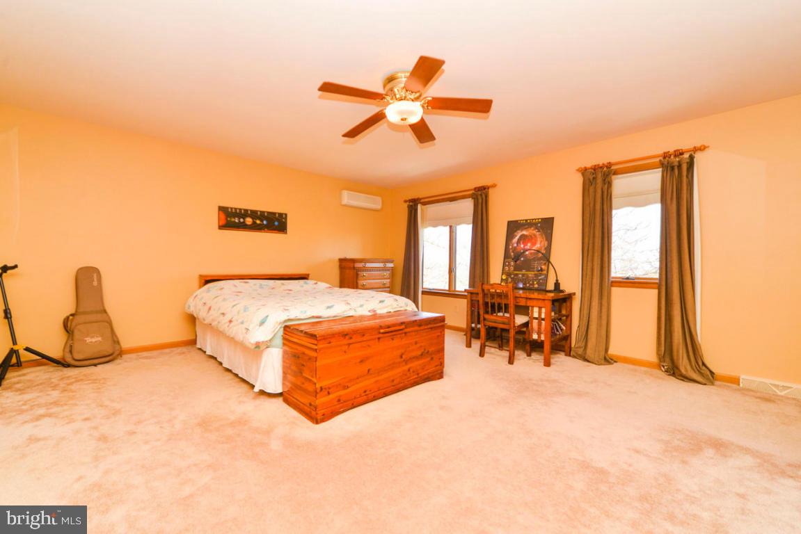 2600 Pennwood Road Lancaster, PA 17601 - Photo 17 of 36 Gallery Image 17