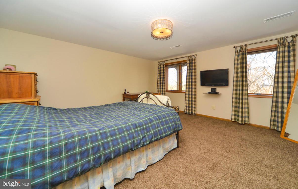 2600 Pennwood Road Lancaster, PA 17601 - Photo 20 of 36 Gallery Image 20