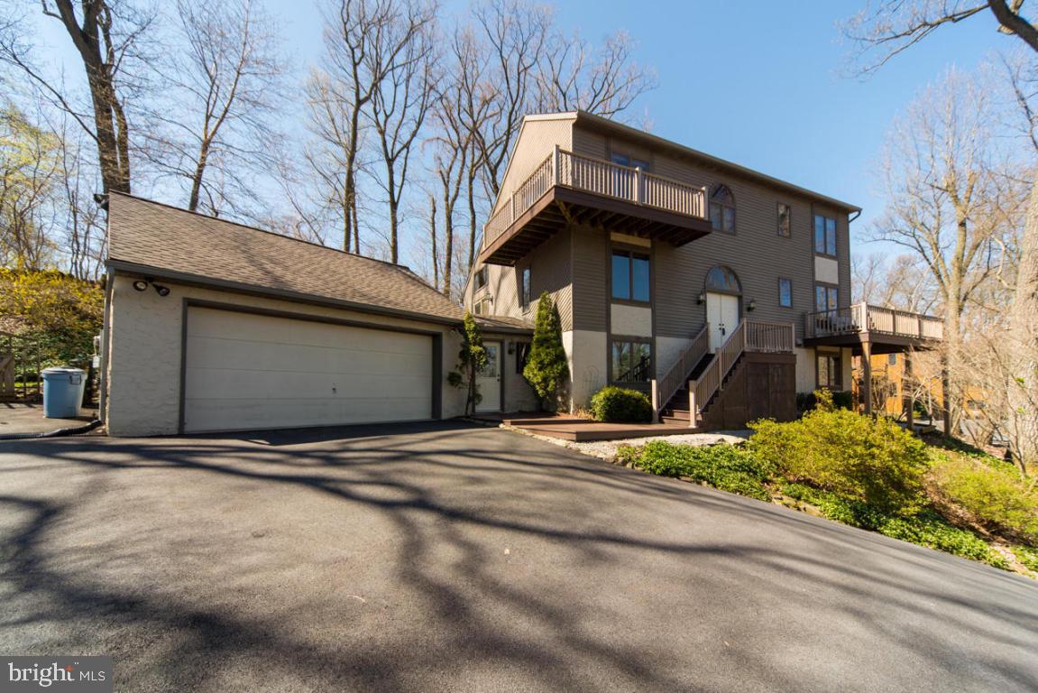 2600 Pennwood Road Lancaster, PA 17601 - Photo 3 of 36 Gallery Image 3